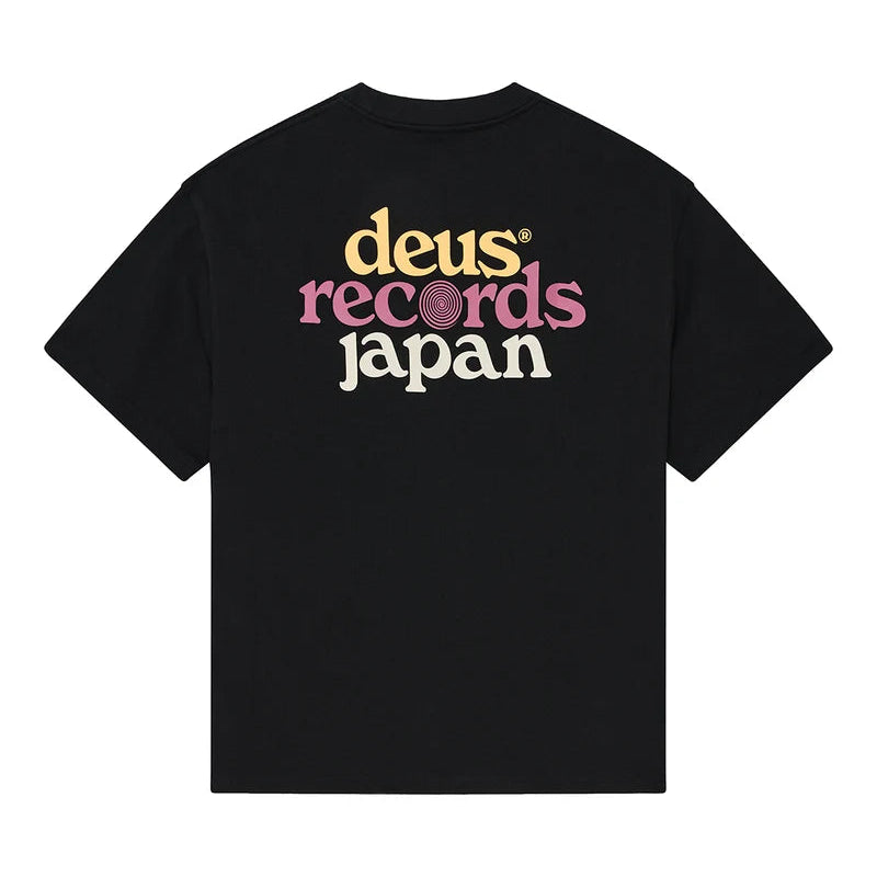 Strata OS Tee / deus ex machina / black