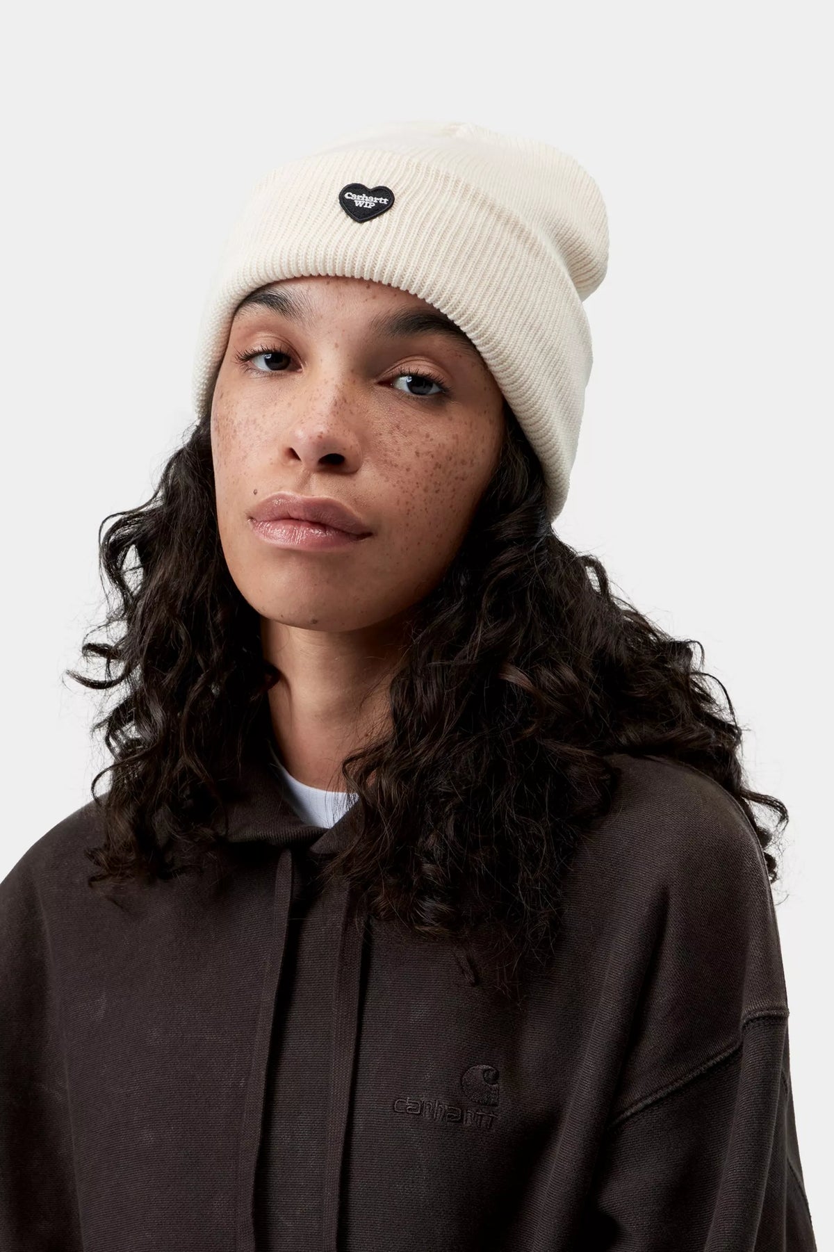 Small Heart Beanie / carhartt wip / natural
