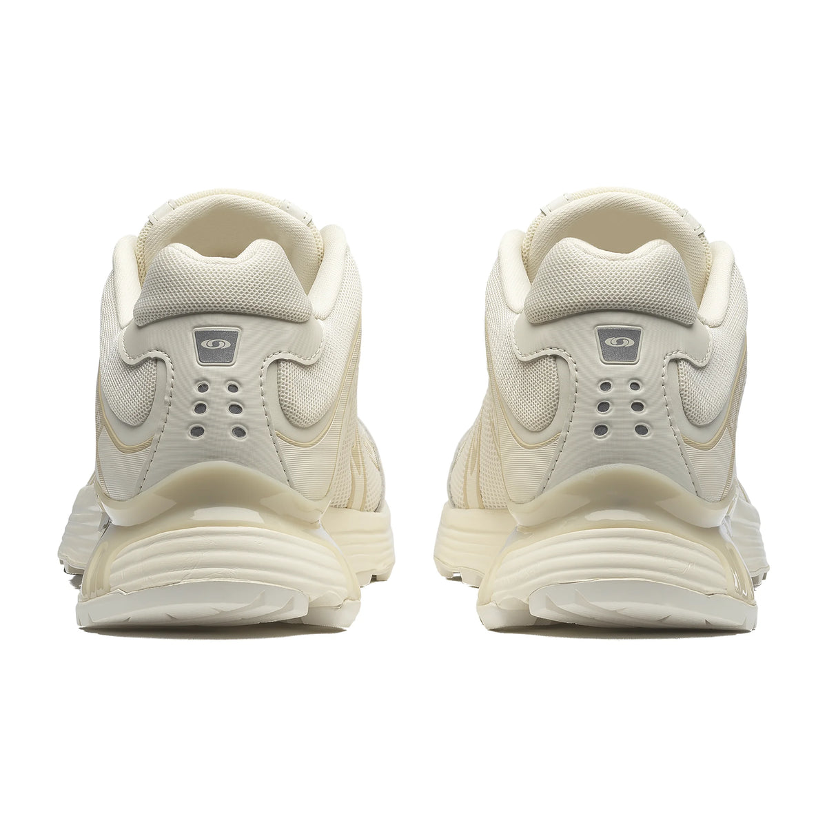 XT-WHISPER / salomon sportstyle  / vanilla ice - almond milk