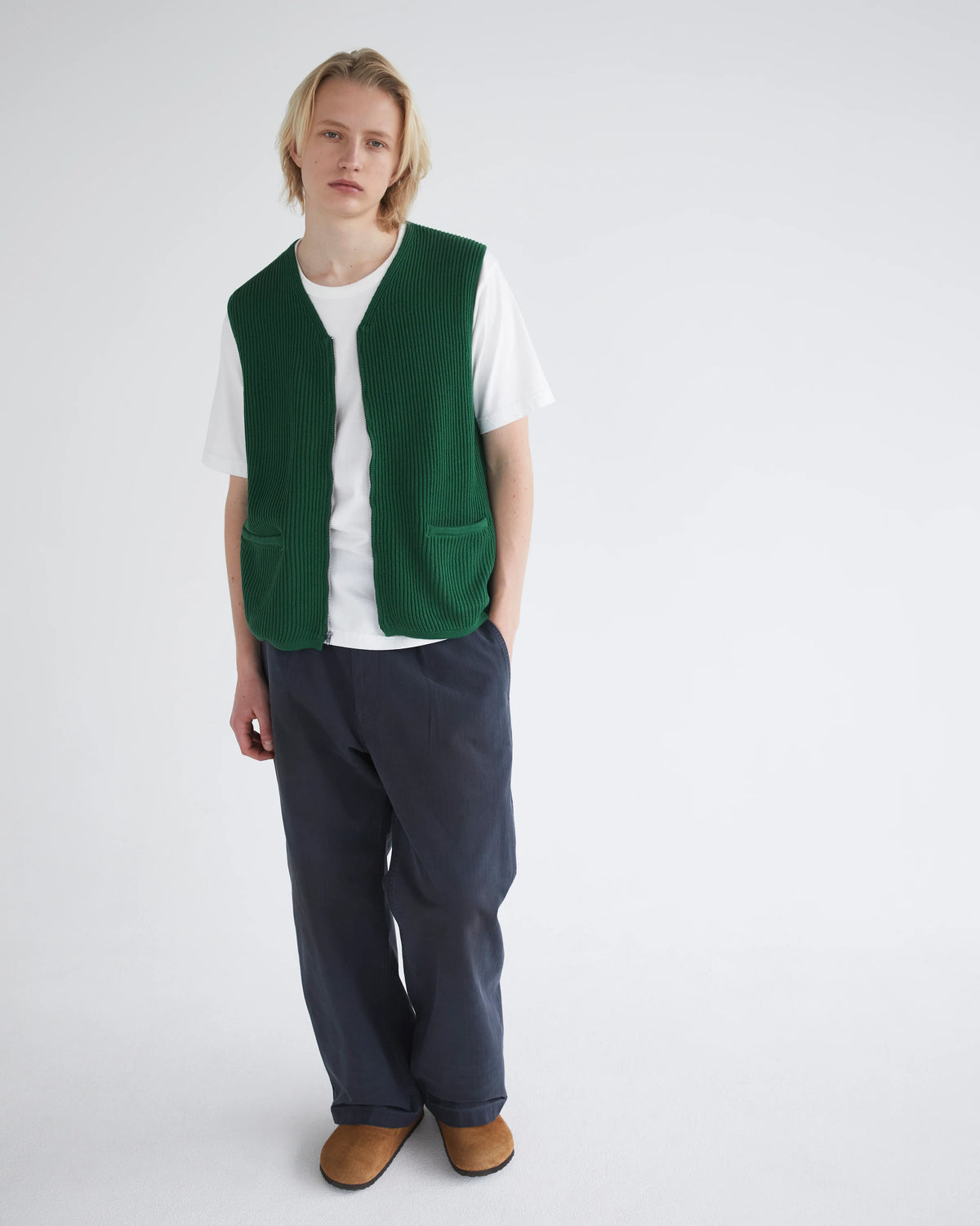 Khakis Milo Knit Vest Green / khakis